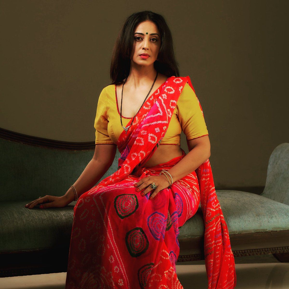 Mahie Gill Biography, Family, Income, Bf and Social Media Accounts