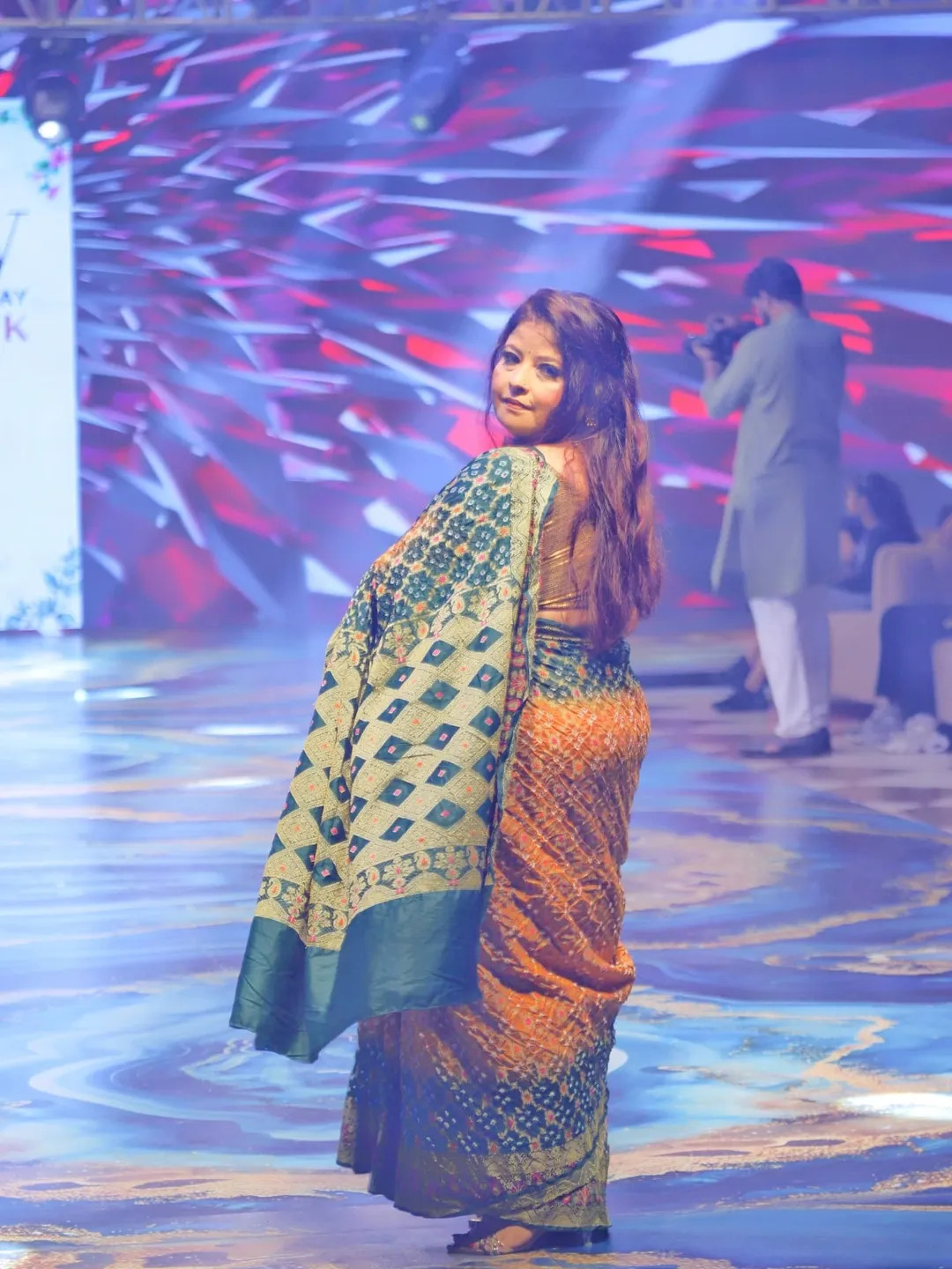 Aditi Roy Biography, Family, Income, Bf and Social Media Accounts.