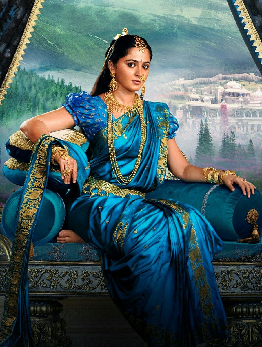 Anushka Shetty Biography, Family, Income, Bf and Social Media Accounts